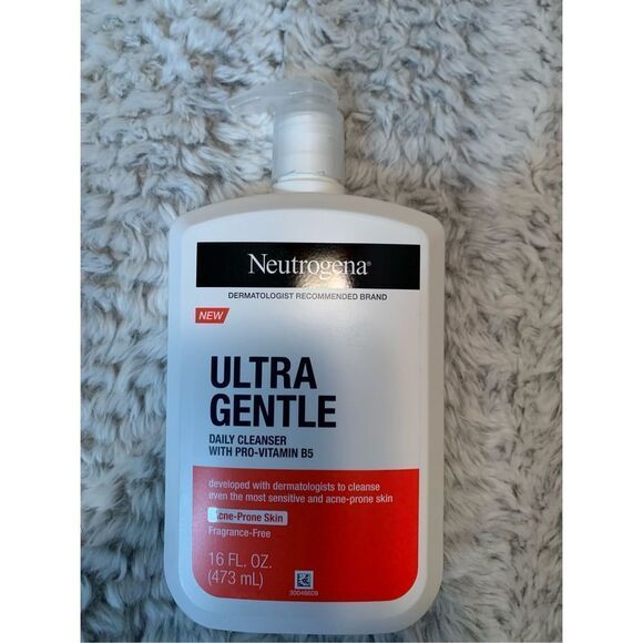 Neutrogena Ultra Gentle Cleansing Cream - Picture 1 of 2